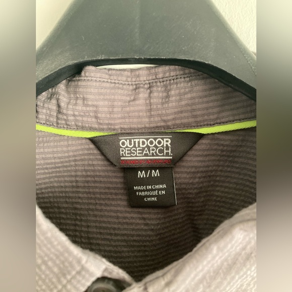 Medium, OUTDOOR RESEARCH Button down casual shirt! - Picture 3 of 7